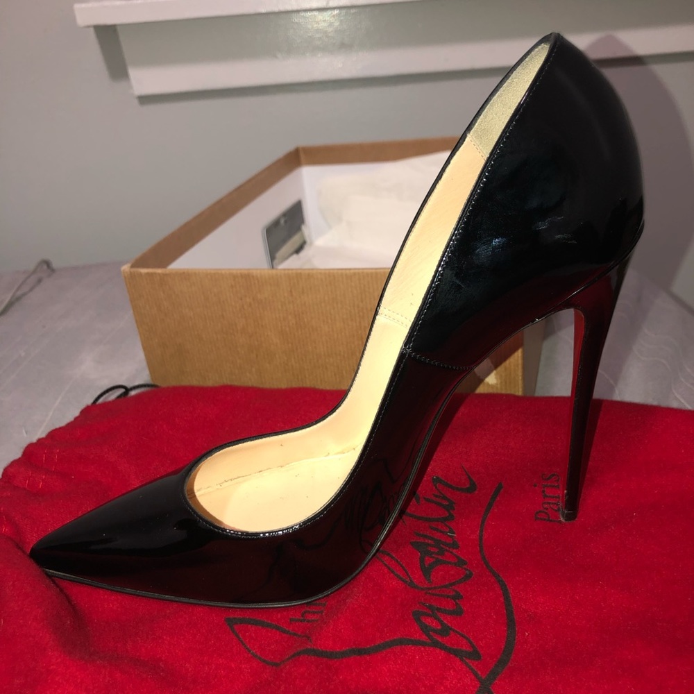 Women’s Christian Louboutin So Kate Pump